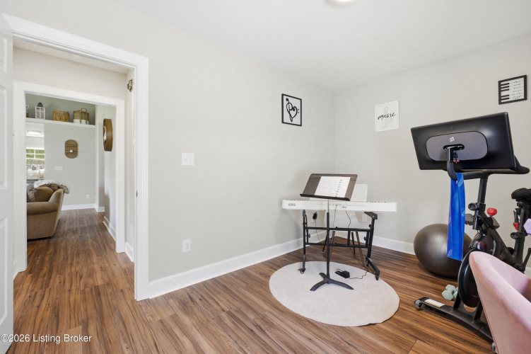 Listing Image 21