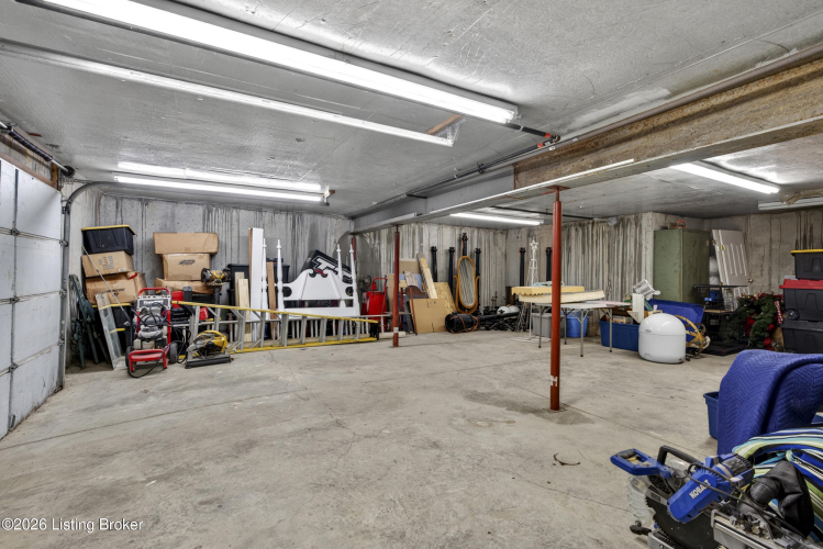 Listing Image 71