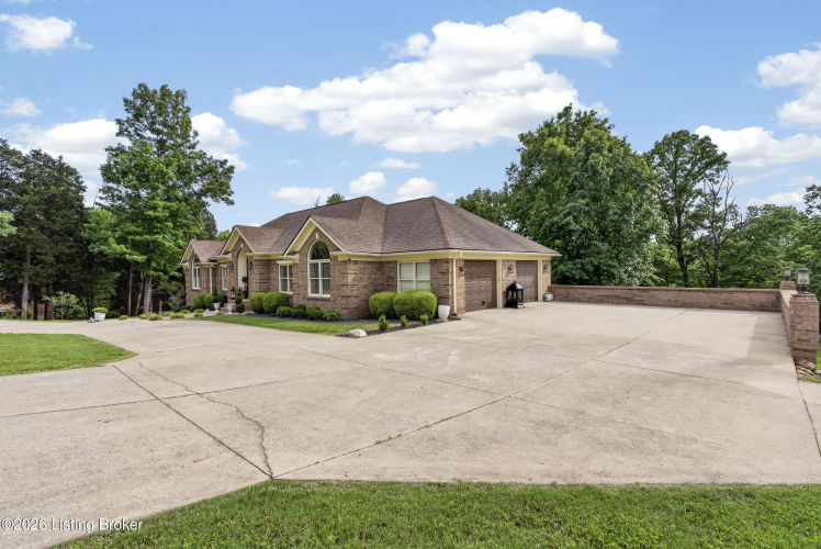 Listing Image 79