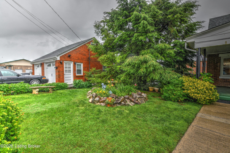 Listing Image 16