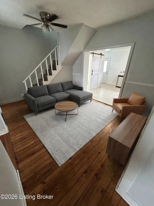 Listing Image 5