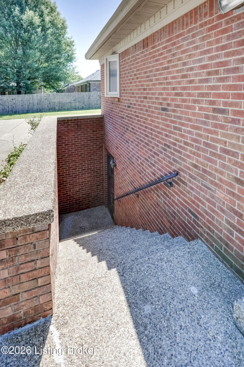 Listing Image 48