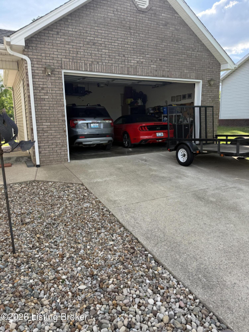 Listing Image 32