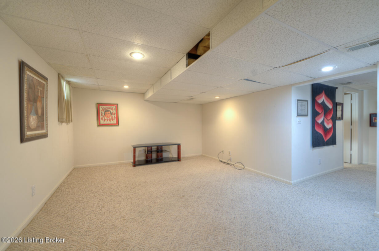 Listing Image 29