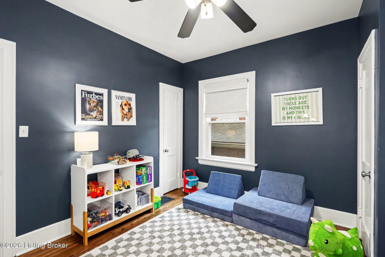 Listing Image 13