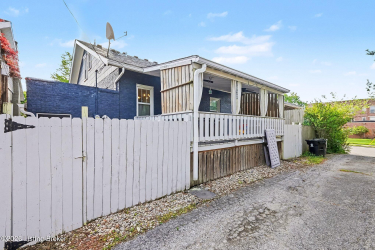 Listing Image 24