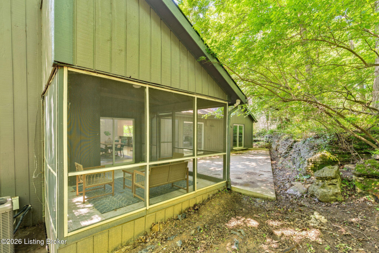 Listing Image 79