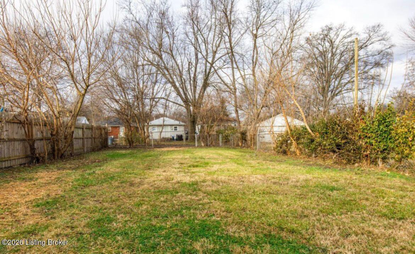 Listing Image 6