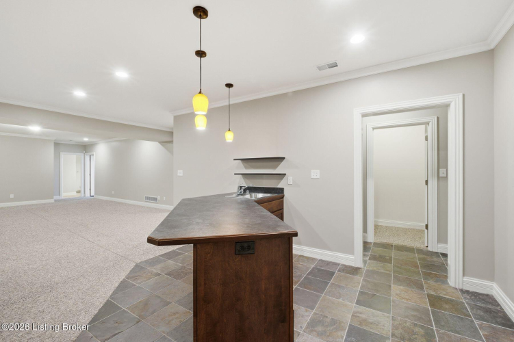 Listing Image 56