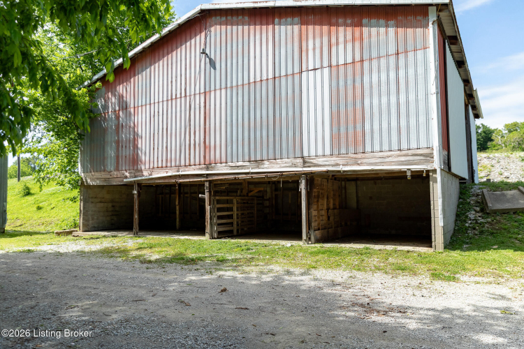 Listing Image 46