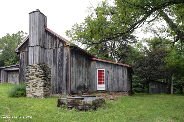 Listing Image 5