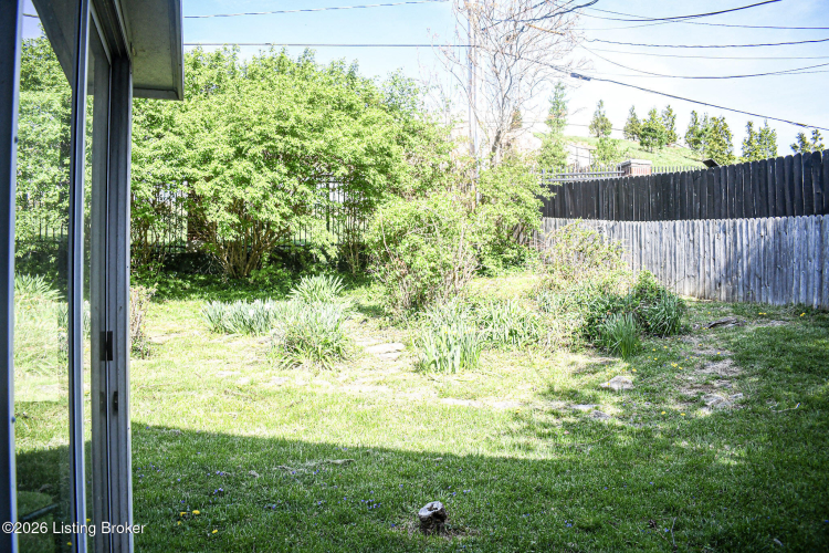 Listing Image 40