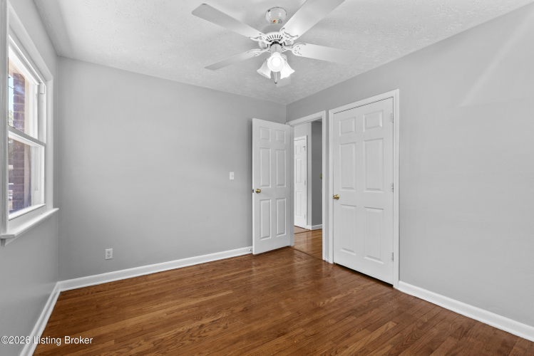 Listing Image 30