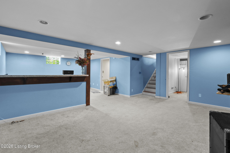 Listing Image 37