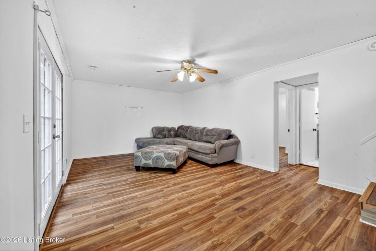 Listing Image 30