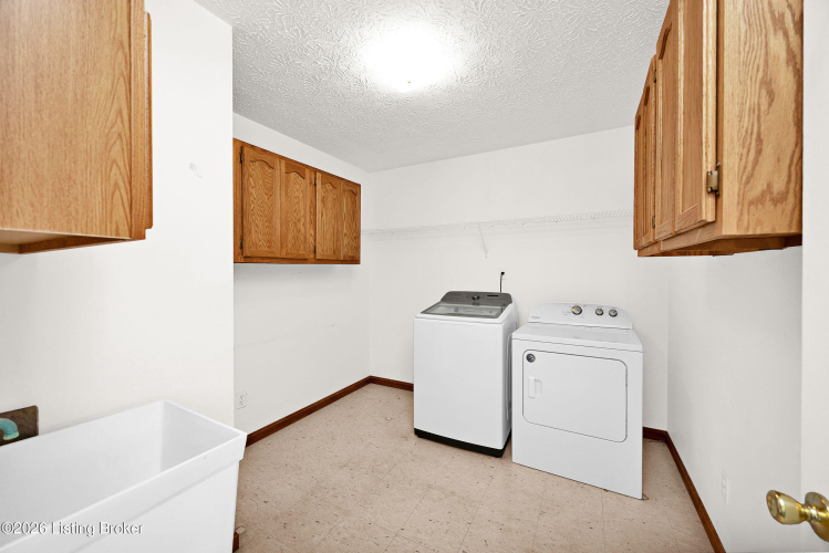 Listing Image 30