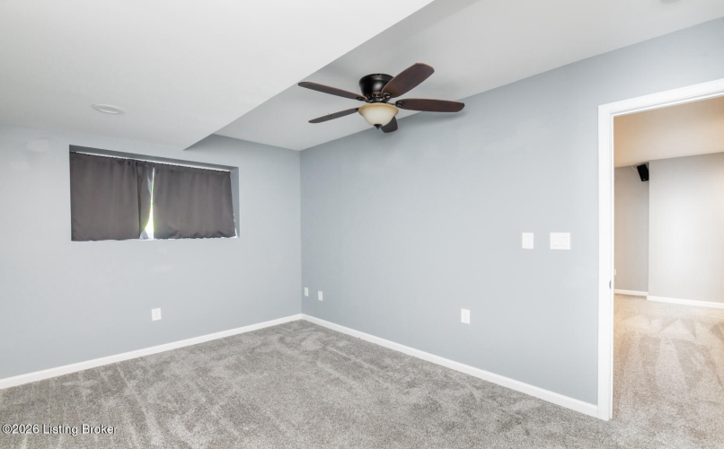 Listing Image 80