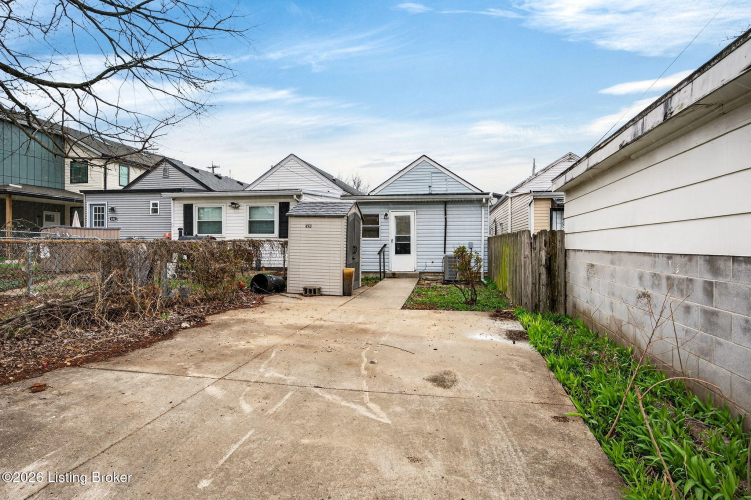 Listing Image 28