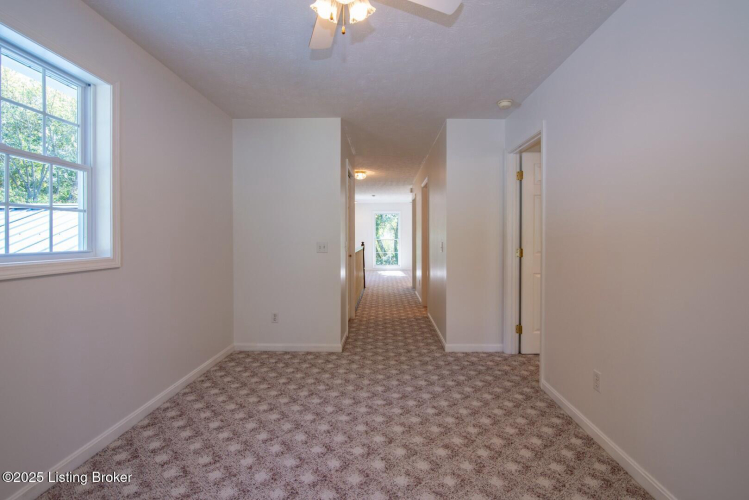 Listing Image 73