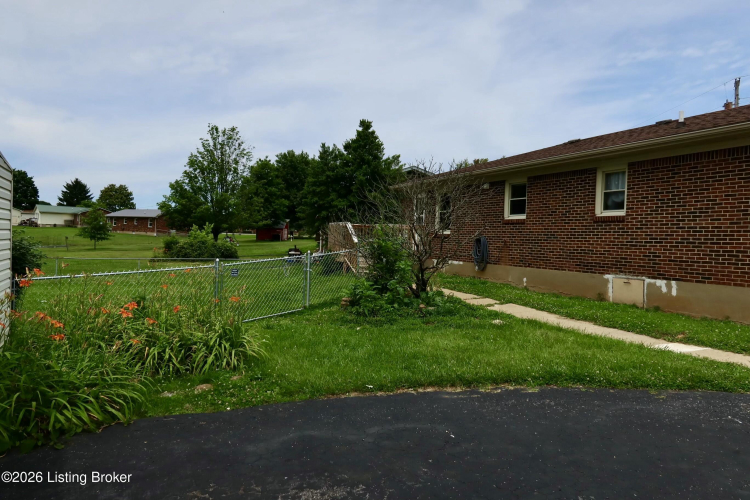 Listing Image 20