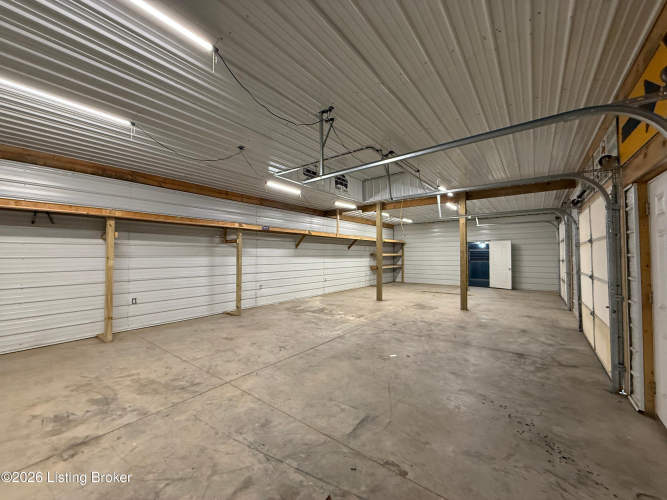 Listing Image 42