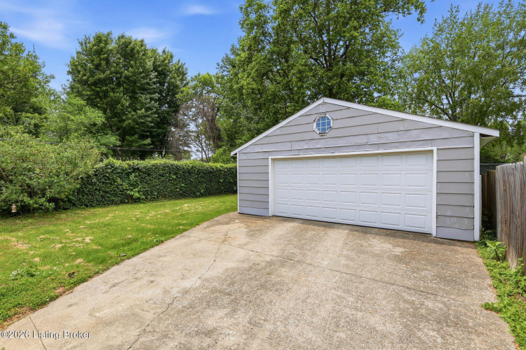 Listing Image 28