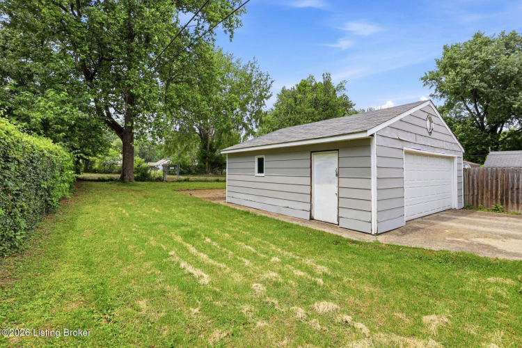 Listing Image 29