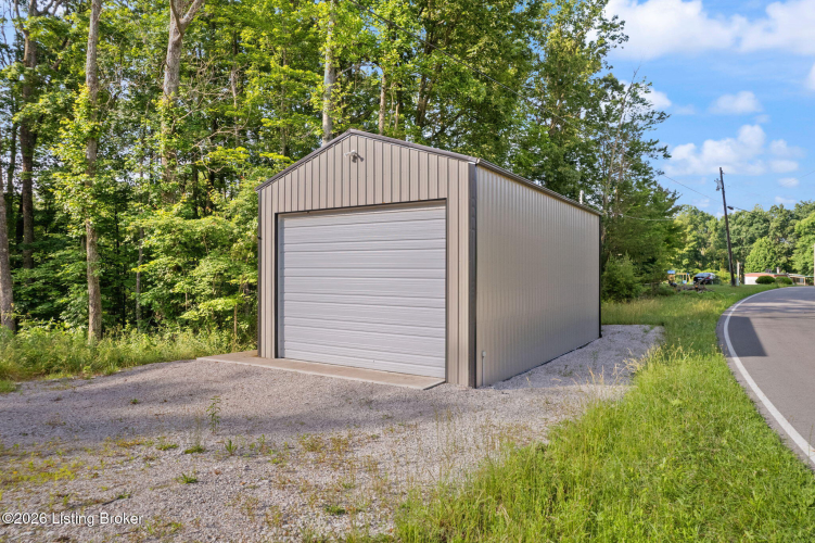 Listing Image 40