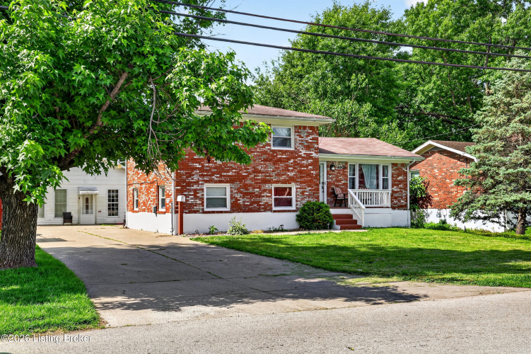 Listing Image 4