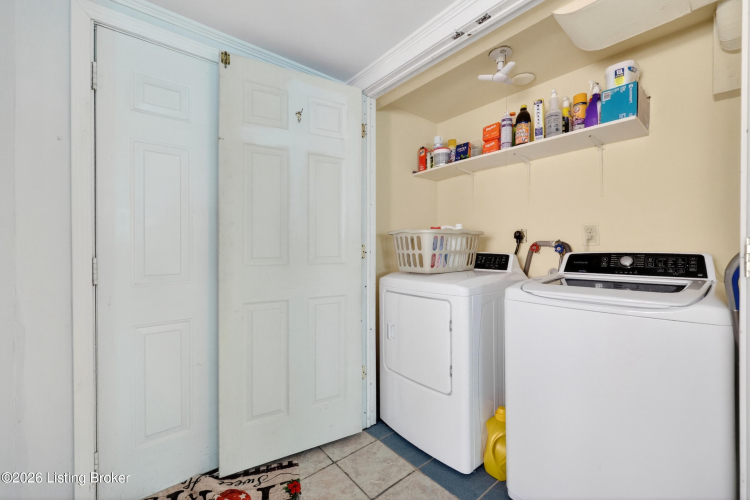 Listing Image 31