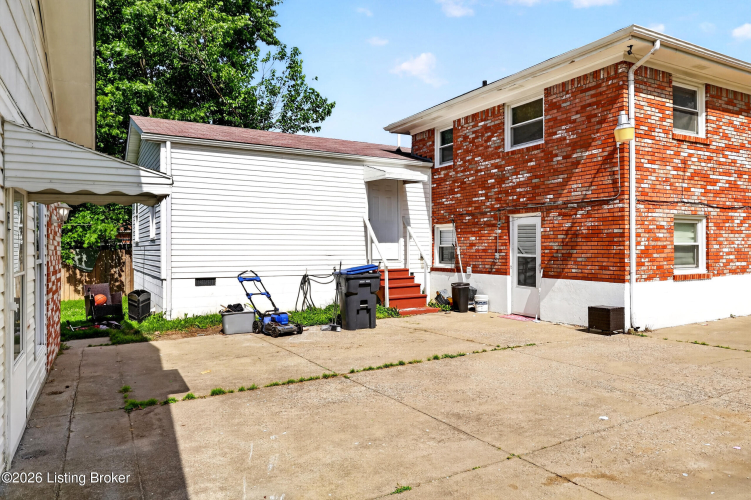 Listing Image 33