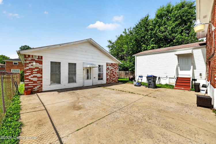 Listing Image 41