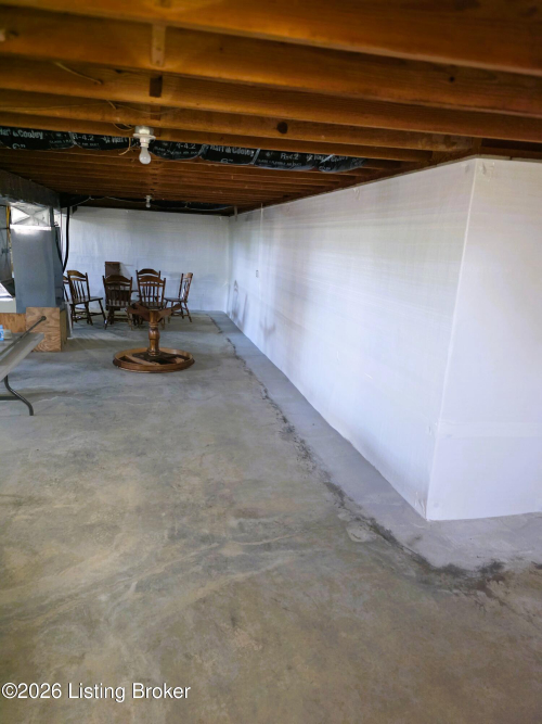 Listing Image 37