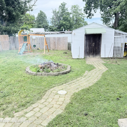 Listing Image 10