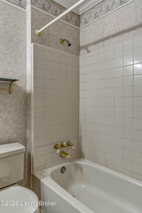 Listing Image 26