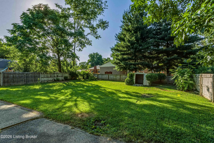Listing Image 7