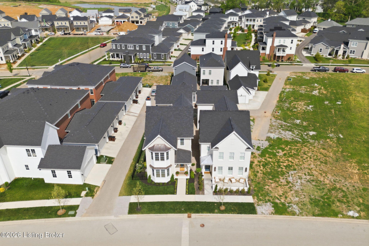 Listing Image 82