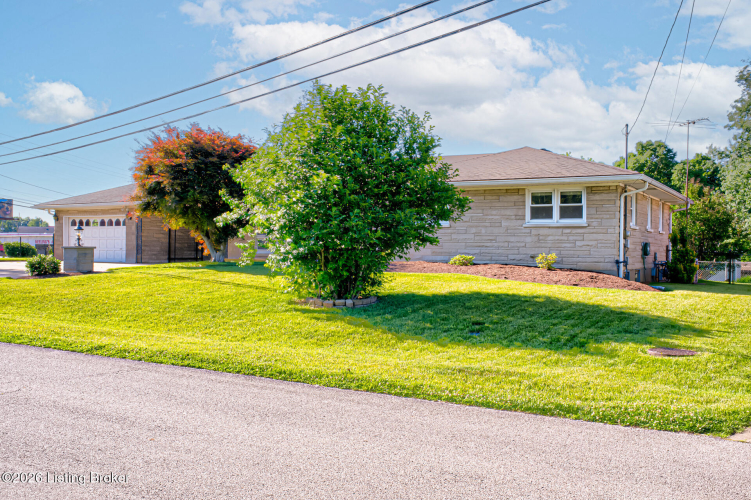 Listing Image 45