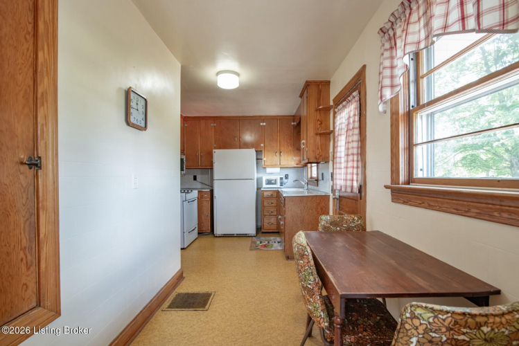 Listing Image 23