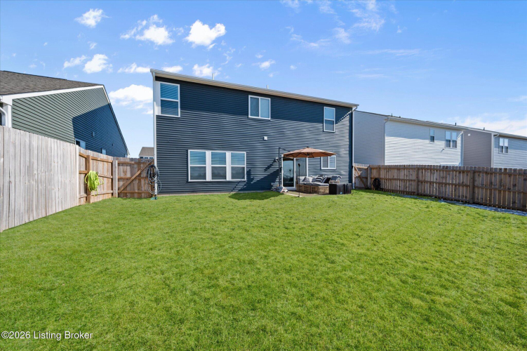 Listing Image 6