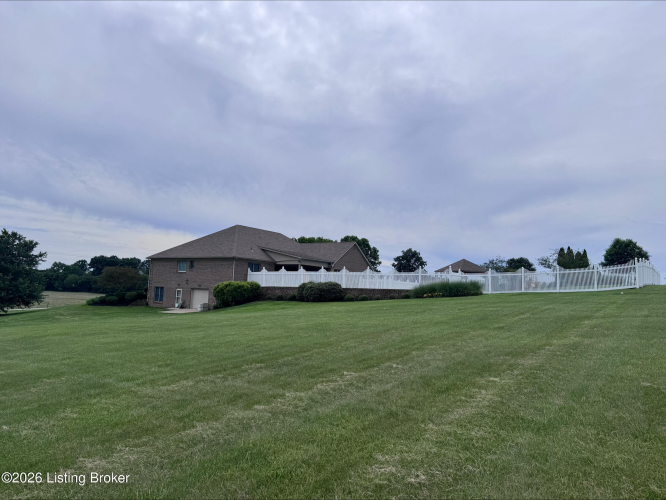 Listing Image 17