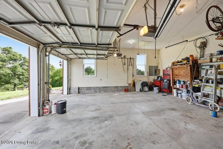 Listing Image 59