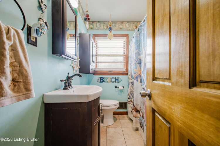 Listing Image 17