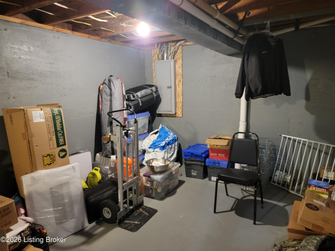 Listing Image 24
