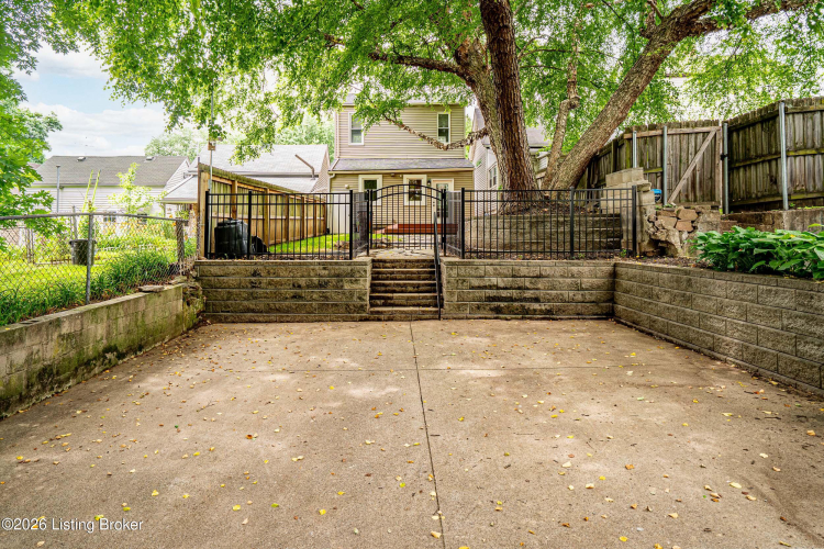 Listing Image 44