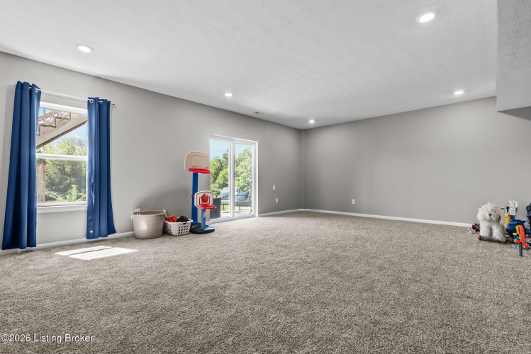 Listing Image 50