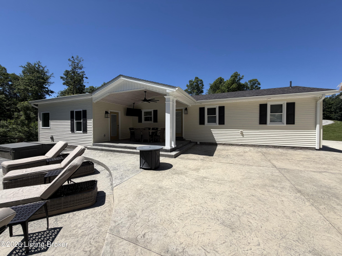 Listing Image 44