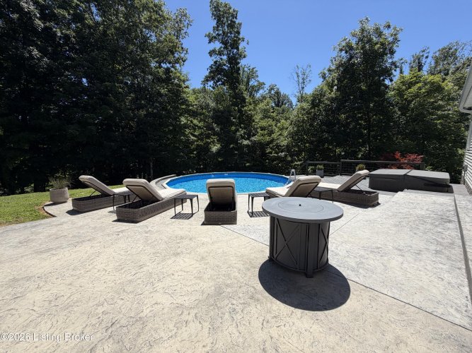 Listing Image 50