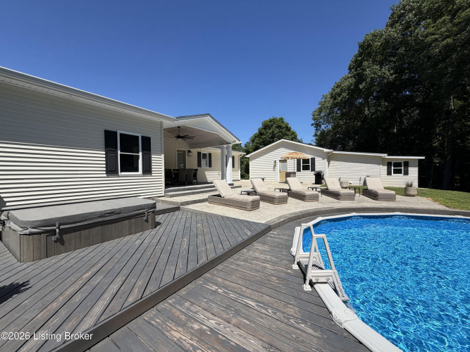 Listing Image 52