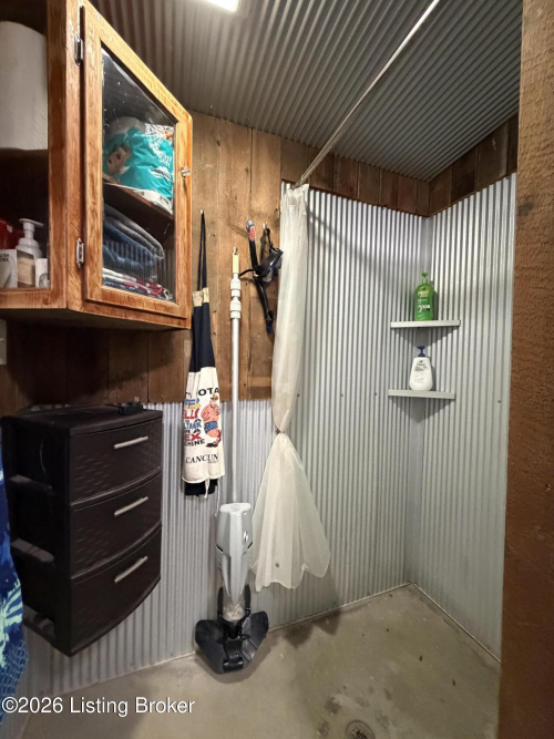 Listing Image 63